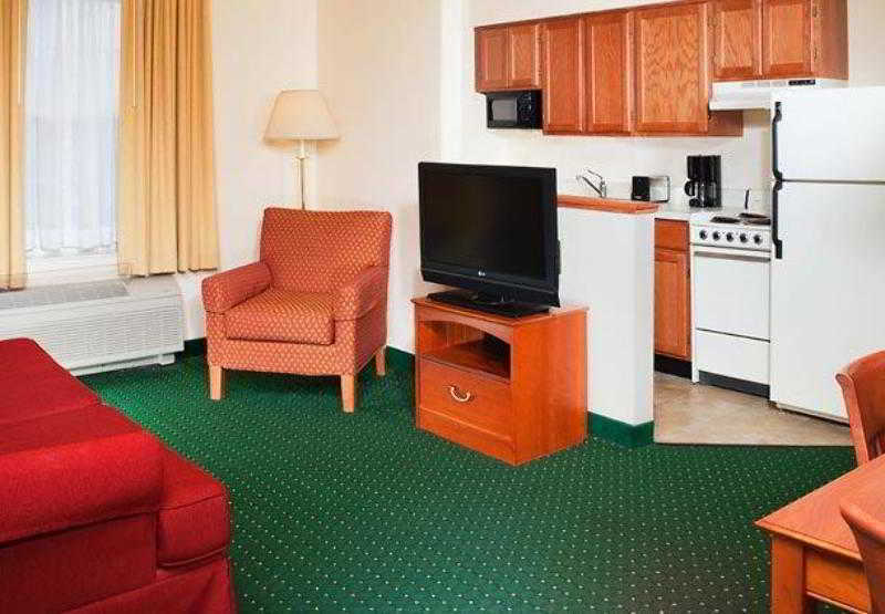 Towneplace Suites By Marriott Финдли Экстерьер фото